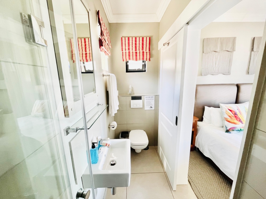 1 Bedroom Property for Sale in Brenton On Sea Western Cape